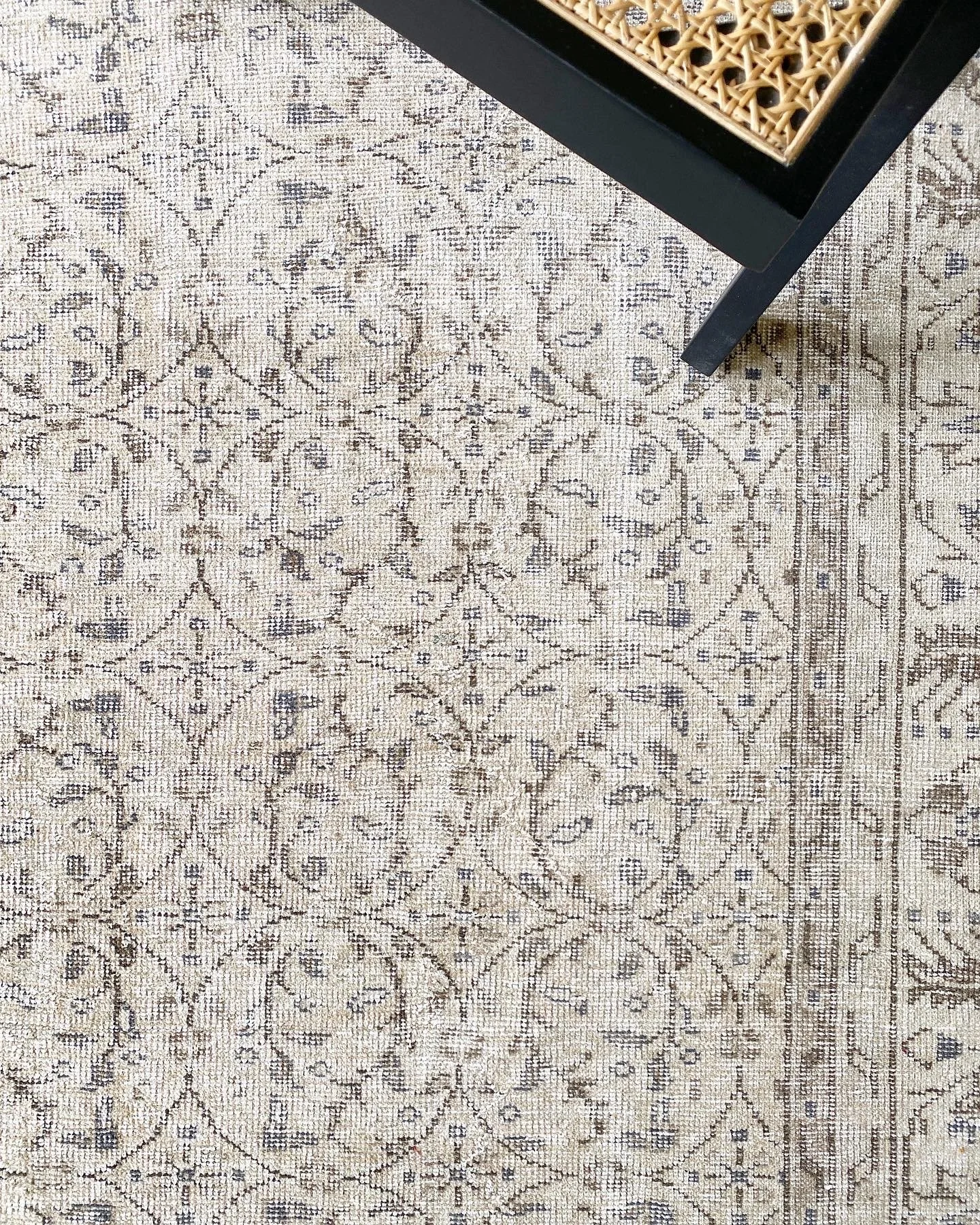 専用になりました　113×204 ViNTAGE TURKiSH RUG Vintage Turkish Rug, Brown and Cream , 7 x 4 ft